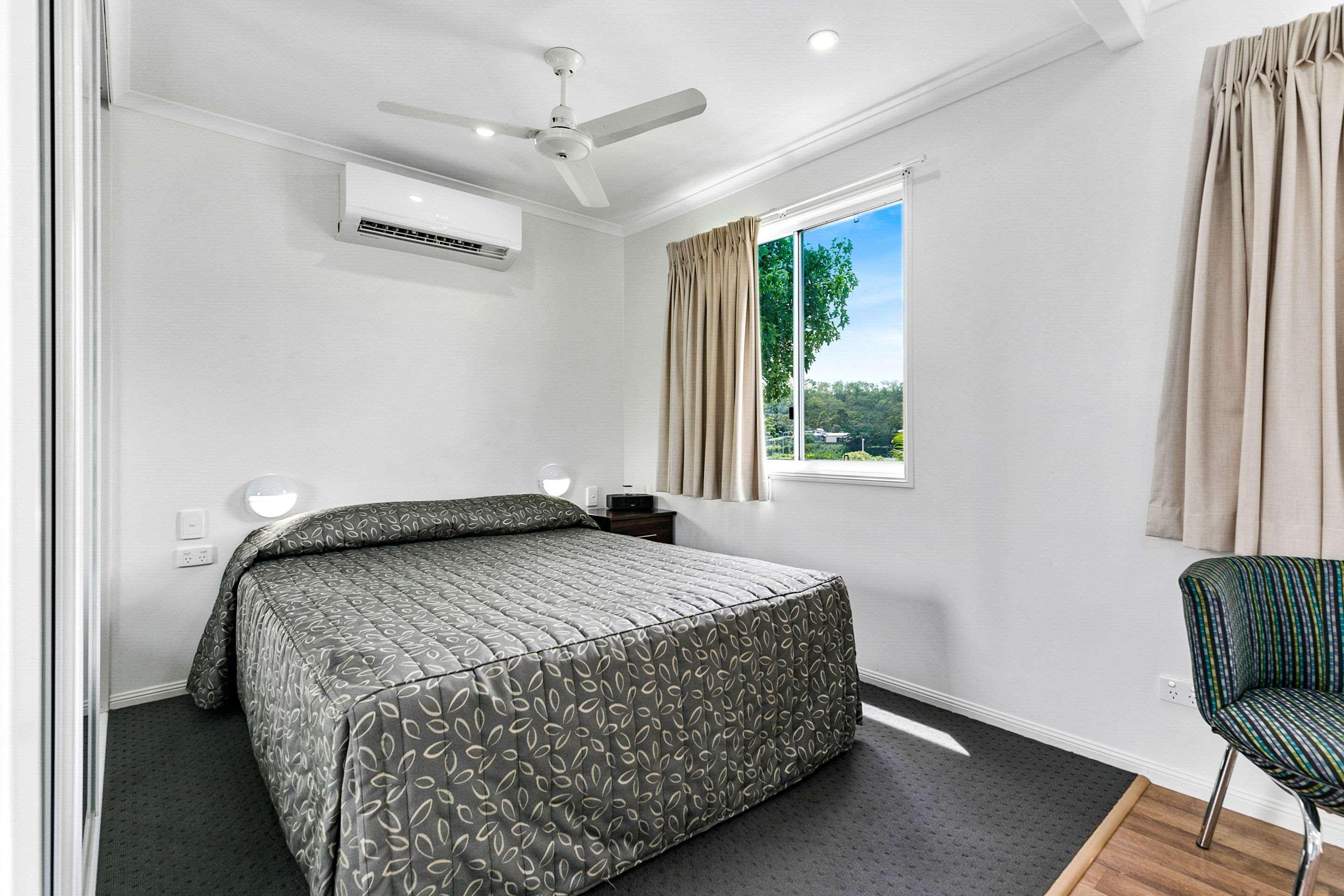 Comfort Inn Parklands Calliope Bagian luar foto